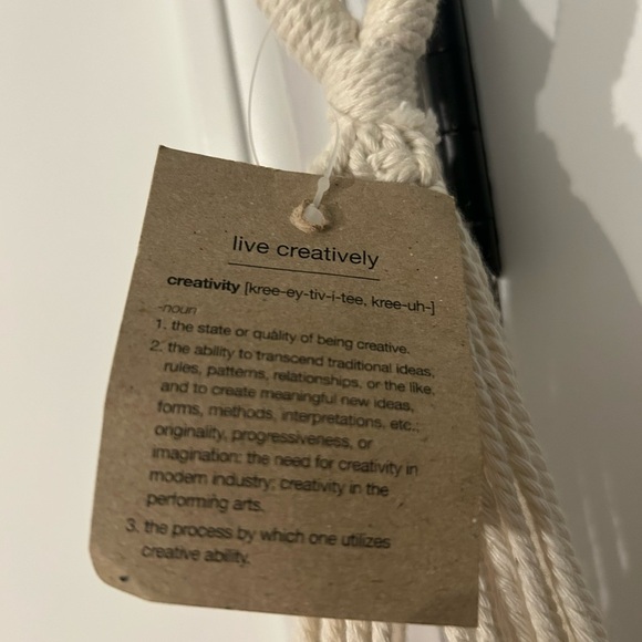 Macrame hanging plant holder / shelf with wood base. NWT - Picture 6 of 10